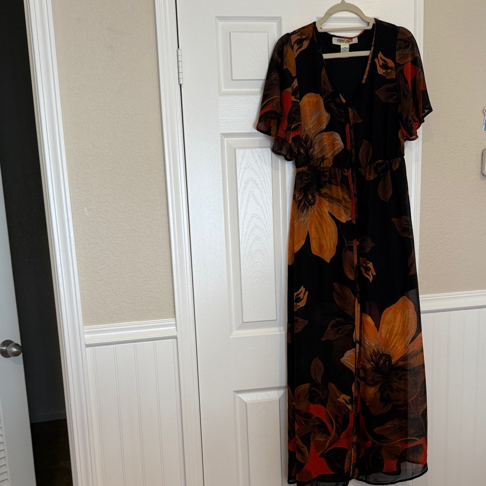 Mimi Chica Black and Orange Floral Maxi Dress